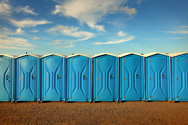 Best Standard Portable Toilet Rental in Gallatin, MO